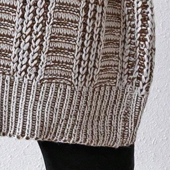 Cozy Two Tone Chunky Cable Knit button Oversized Cardigan - Picture 6 of 9